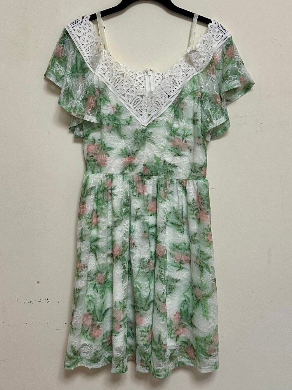 Disney Princess Belle-Inspired Floral Lace Dress – Size Medium